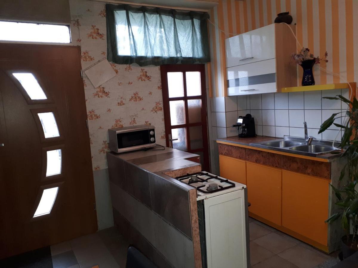 Sarkany Lak Diosd Buitenkant foto