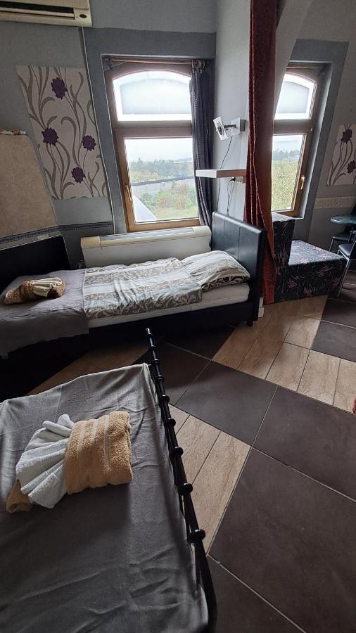 Sarkany Lak Diosd Buitenkant foto
